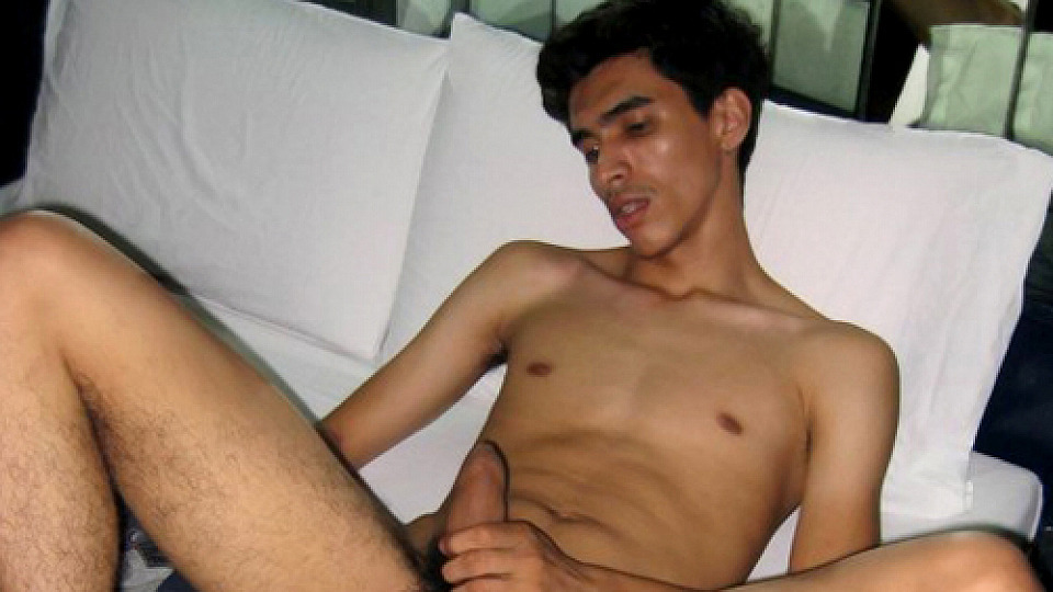 Amateur Arab Asian Jock